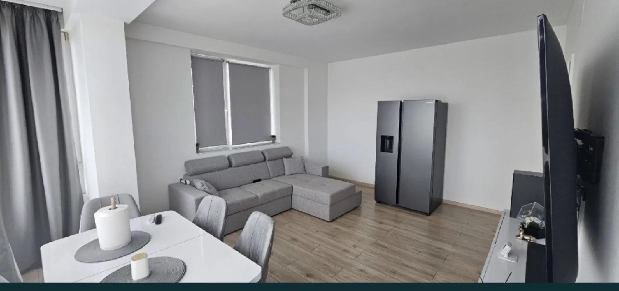 Ap 2 camere - Vand apartament de 2 camere 57mp, situat la etajul 10 al unui bloc finalizat in 2022 de 12 nivele. Imobilul se vinde mobilat si utilat asa cum se prezinta in poze. Proprietatea detine centrala termica pe gaz. Ca locatie se gaseste in complexul NOVOPOLIS, IC BRATIANU 284 C. Se ofera si loc de parcare in incinta blocului. Blocul este prevazut cu doua lifturi si generatoare de curent. Pentru mai multe informatii 0721 944 451