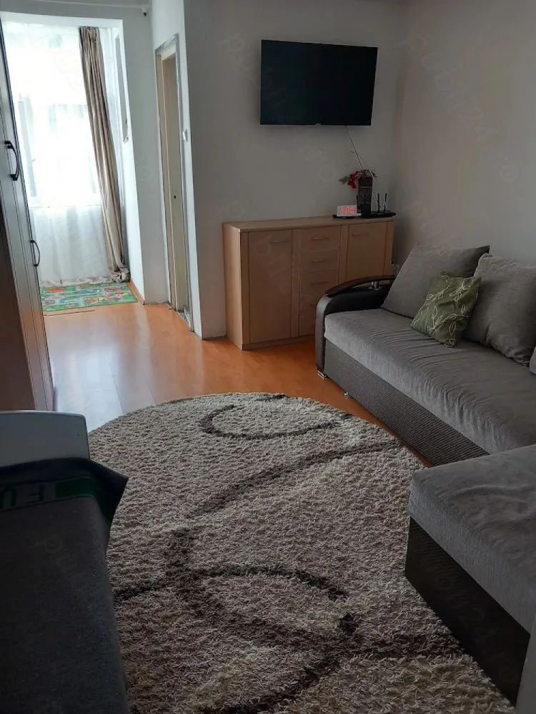 BRASADAS vinde garsoniera pe Ostrovului la etajul 2/4. - Agentia imobiliara BRASADAS vinde garsoniera pe Ostrovului la etajul 2/4 pentru locuit sau pentru investiție.
Www.brasadas.com.