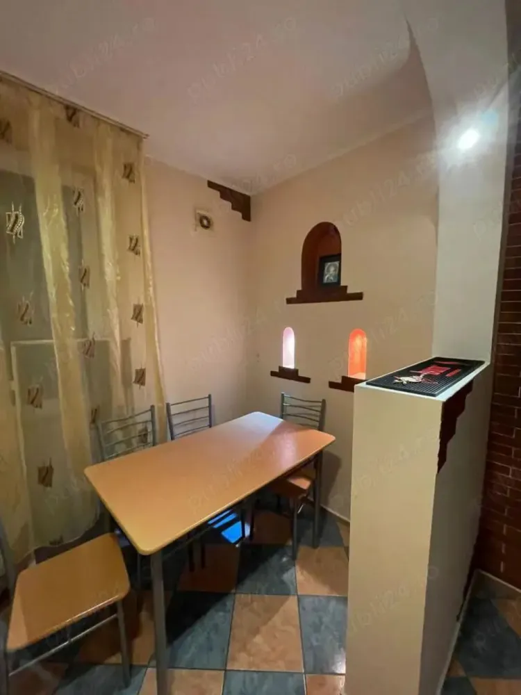 Închiriez apartament 2 camere Giurgiului - Inchiririez apartament 2 camere situat pe sos .Giurgiului, strada Tătulesti, nr 17 ,sector 4,situat la et 4 4 ,aer condiționat, toate utilitățile, renovat recent 54 metrii pătrați, acces la stația de tramvai cimitirul evreiesc și stație STB IN 2 minute