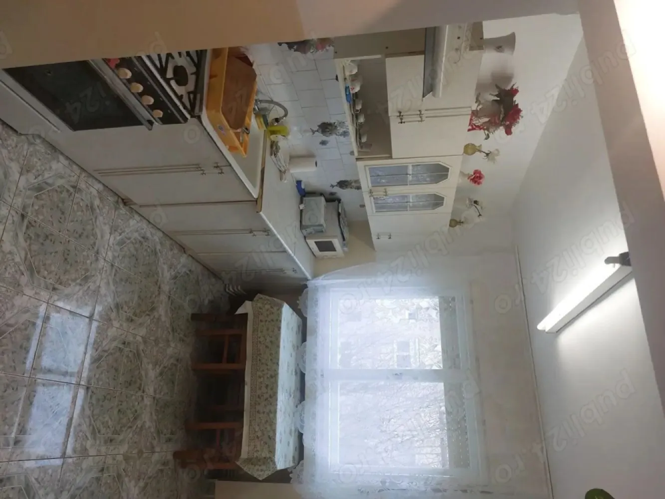 BRASADAS vinde ap 2 cam etaj 4/4 in Micro 16. - Agentia Imobiliara BRASADAS vinde apartament cu 2 camere in M16 pe strada crizantemei colt cu str rozmarin intr-o zona linistita!!!in apropiere sunt doua parcuri,statie de autobuz, scoala magazine Unicarm,CBA,si Profi.Toate actele la zii!!apartamentul este la etajul4 4 cu acoperis facut!!!
Www.brasadas.com