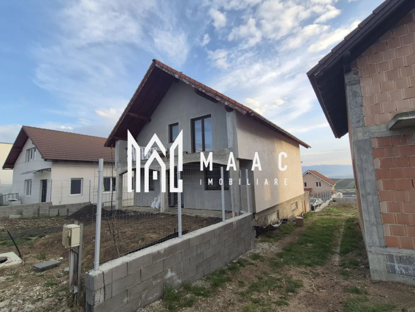Casa individuala | 150 mp utili | Teren 496 mp | Sura Mare