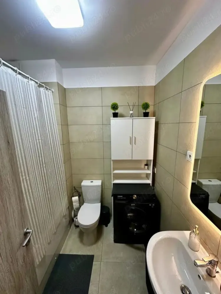 Apartament 2 camere decomandat in Giulesti Complex Aqua City - Apartament 2 camere decomandat in Giulesti Sector 6, Complex Aqua City

Vand apartament 2 Camere, din 2022 in complexul Aqua City situat in Giulesti, Sector 6.- Direct Proprietar.

Apartamentul este situat la etajul 4 11 cu o suprafata utila de 52,51mp si logie- 3,43mp, avand o suprafata totala de 55,94mp.

Apartamentul se vinde mobilat, ca in poze, mai putin Canapeaua 

Apartamentul dispune de Centrala pe gaz, Aer Conditionat

Acces facil la mijloace de transport, langa complex se afla statia de tramvai ( 11 si 44 ) si statia de autobuz ( 162, 163).

Pentru mai multe detalii si vizionari: