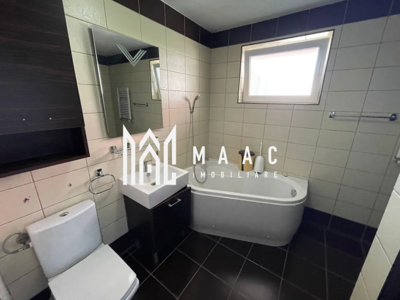 BLACK FRIDAY I Apartament 3 camere | 82 mp | Etaj 2 | Aleea Streiu