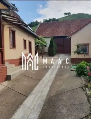 Logo MAAC IMOBILIARE logo