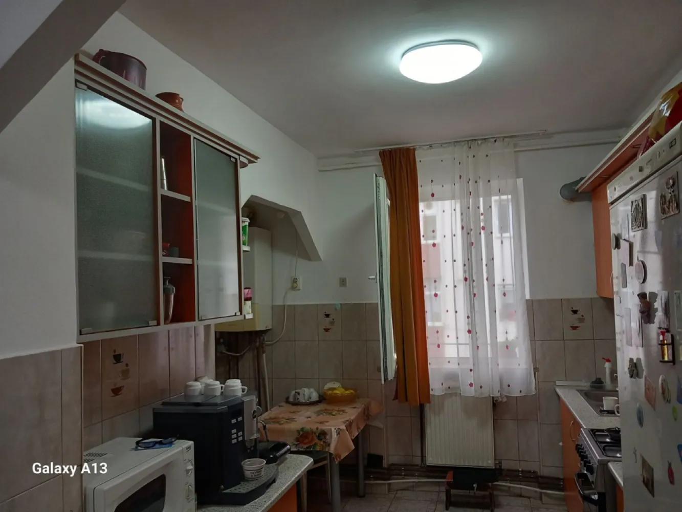 ageuropa.ro vinde ap 3 cam DECOMANDATE Etaj 3/4 in Soarelui. - Agenția EUROPA vinde apartament cu 3 camere DECOMANDATE situat la Etajul 3/4 in cartierul Soarelui.