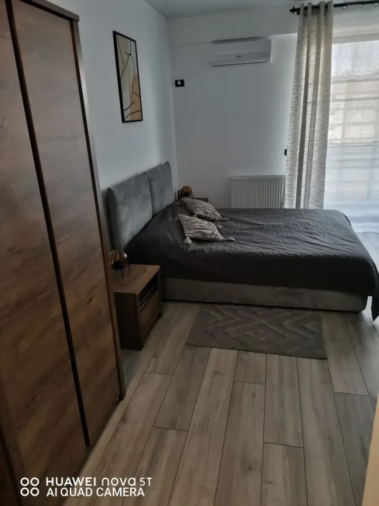 Garsonieră Mamaia Nord - Vând garsoniera nouă complet utilată într-un complex rezidențial situat în Mamaia Nord, Strada D10, la 150m de plajă, etaj 6din 8+1,cu piscină proprie, balcon. Complex Almar Luxury!Blocul a fost terminat în luna mai 2022!