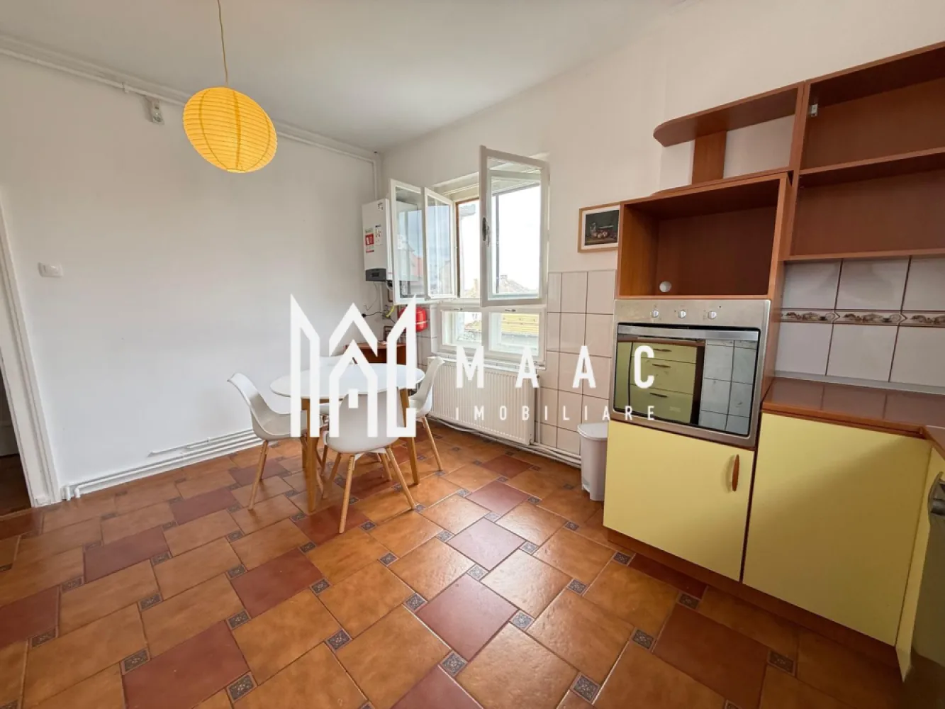 Penthouse 4 camere | Decomandat | Balcon | Zona Sub Arini