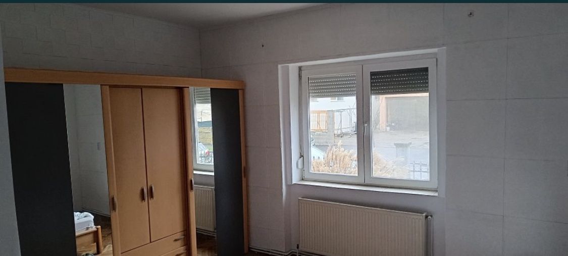 BRASADAS vinde casa cu 3 camere teren 360mp in zona Burdea.