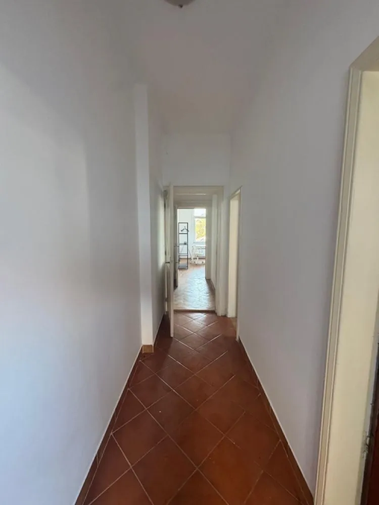 Casa de vanzare langa Parcul Carol - Casă de vânzare la doar cateva minute de Parcul Carol si Piata Unirii, pe str. Lamaitei, casa D- P+1 

Dotari: centrala termica proprie.

Proprietatea este spatioasa, eficient compartimentata, incaperi generoase si luminoase.
Este ideal ca si rezidenta pentru o firma care doreste sa isi desfasoare activitatea intr-un mediu placut, aproape de centrul orasului!