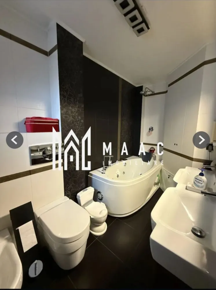 Apartament 3 camere I 2 Băi I Mobilat I Etaj I I Turnișor - Descoperă acest apartament cu 3 camere situat la etajul 1, cu o suprafață de 74 mp, perfect compartimentat pentru o viață confortabilă: - Living generos – spațiu ideal pentru relaxare și socializare - Dormitor matrimonial cu baie proprie – intimitate și confort garantate - Dormitor secundar – ideal pentru copii, birou sau oaspeți - Baie secundară – utilă și practică - Bucătărie modernă – complet utilată, pregătită pentru cele mai delicioase preparate - 2 boxe (pivnițe) – spațiu suplimentar pentru depozitare Dotări premium: apartament izolat termic, balcon închis cu termopan, încălzire în pardoseală și calorifere, centrală în condensare, parchet din lemn masiv. Se vinde complet mobilat și utilat, cu electrocasnice premium, pregătit să devină locuința ideală fără alte investiții! Localizare excelentă – în spatele Băncii Transilvania, cu vedere către locul de joacă, perfect pentru familii! În plus, beneficiază de 2 locuri de parcare închiriate, un avantaj important într-o zonă urbană. Nu rata ocazia de a locui într-un apartament modern, elegant și bine poziționat! 📞 Nu rata ocazia! Contactați-ne pentru mai multe detalii sau o vizionare, specificând ID CP2552956. }}