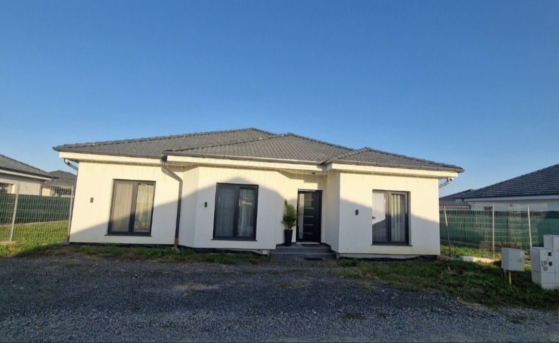 Vand casa Martinesti