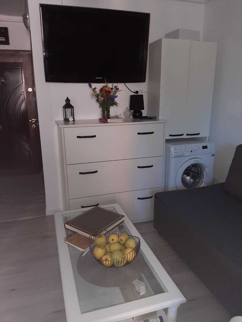 Vând garsonieră zona Ostrovului Satu Mare