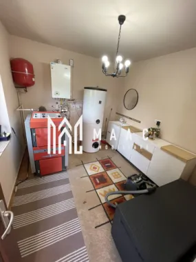 Casă complet mobilată cu teren 407 mp I garaj și foișor I Șura Mare