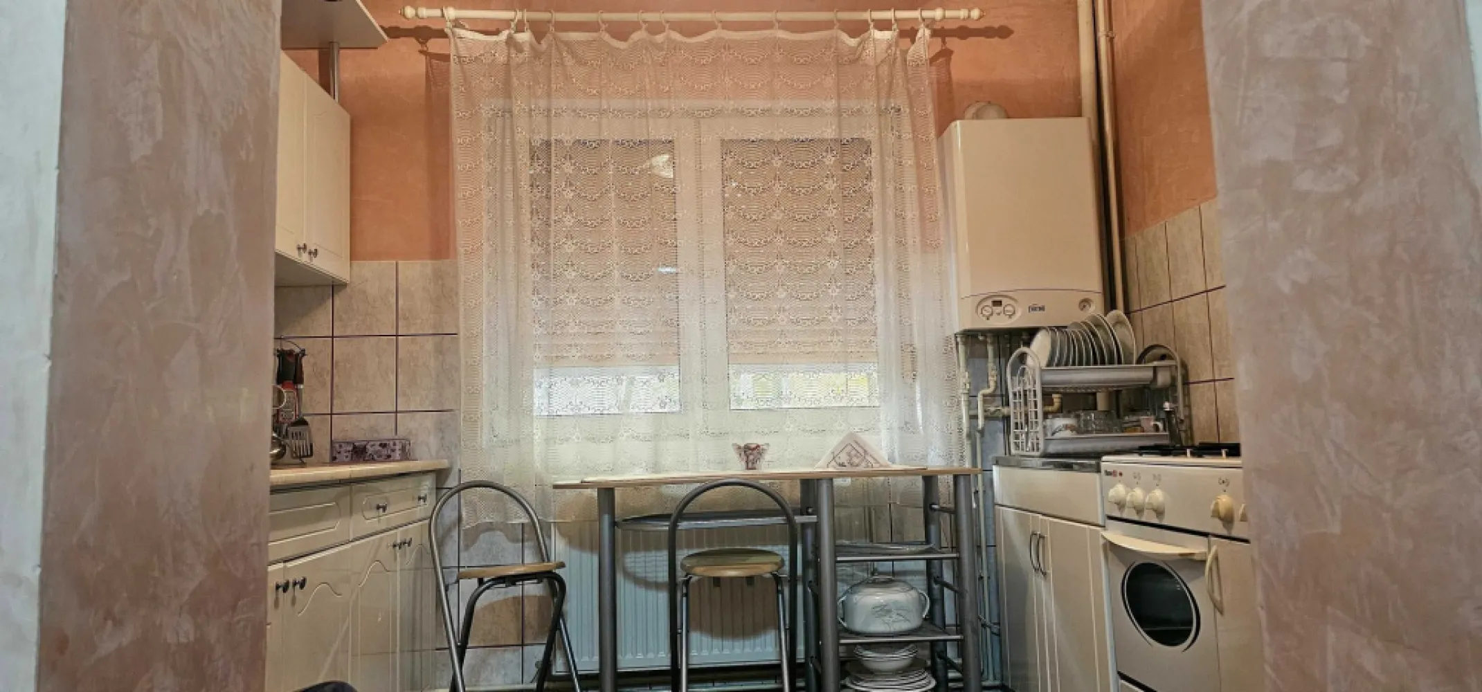 BRASADAS vinde ap 2 cam RENOVAT la PARTER in Micro 16. - Agentia Imobiliara BRASADAS vinde apartament RENOVAT cu doua camere in Micro 16 la PARTER.
Apartamentul este izolat si complet mobilat.
Www.brasadas.com.