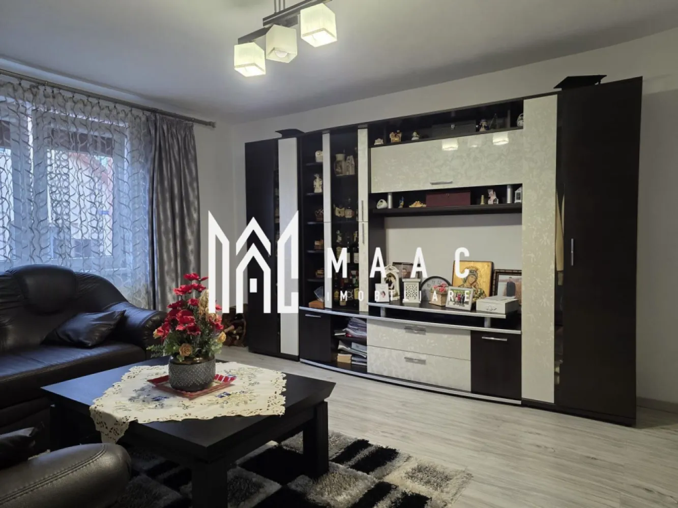 Casa 4 camere I Decomandata I Gradina I Lacul lui Binder