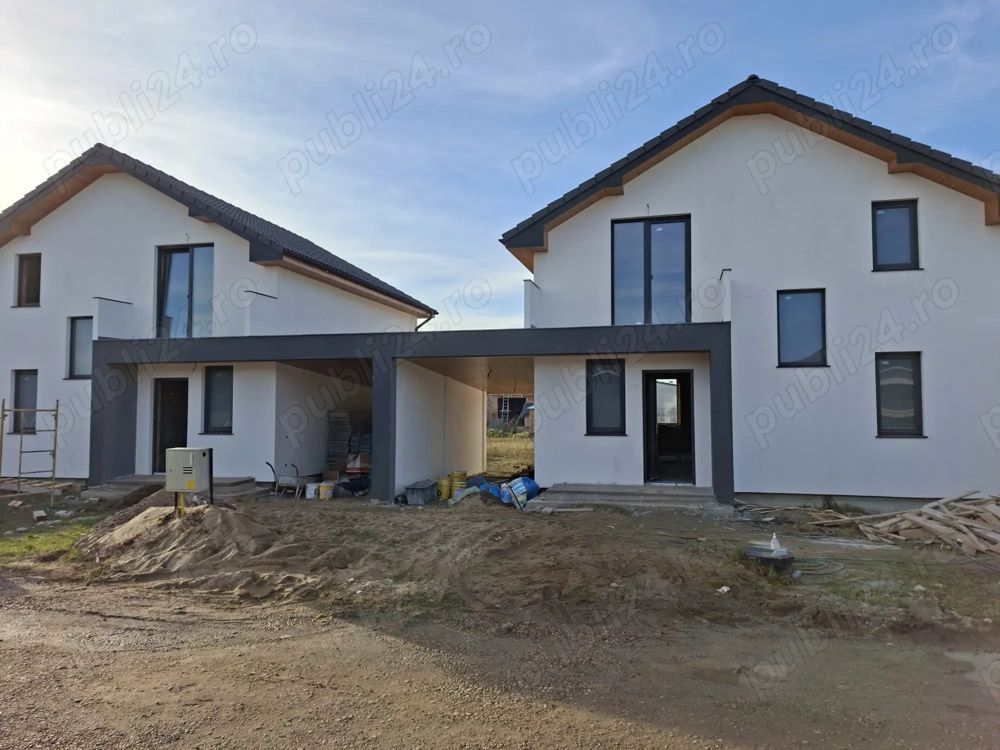 Vand casa tip P+M Martinesti