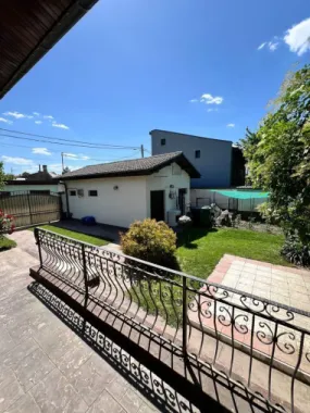 Casa deosebita P+M si teren aferent 800mp - Oltenita