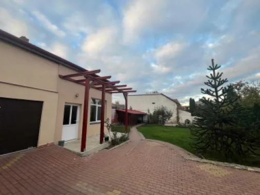 BRASADAS vinde casa zona ultracentrala 308mp cu teren 964mp.