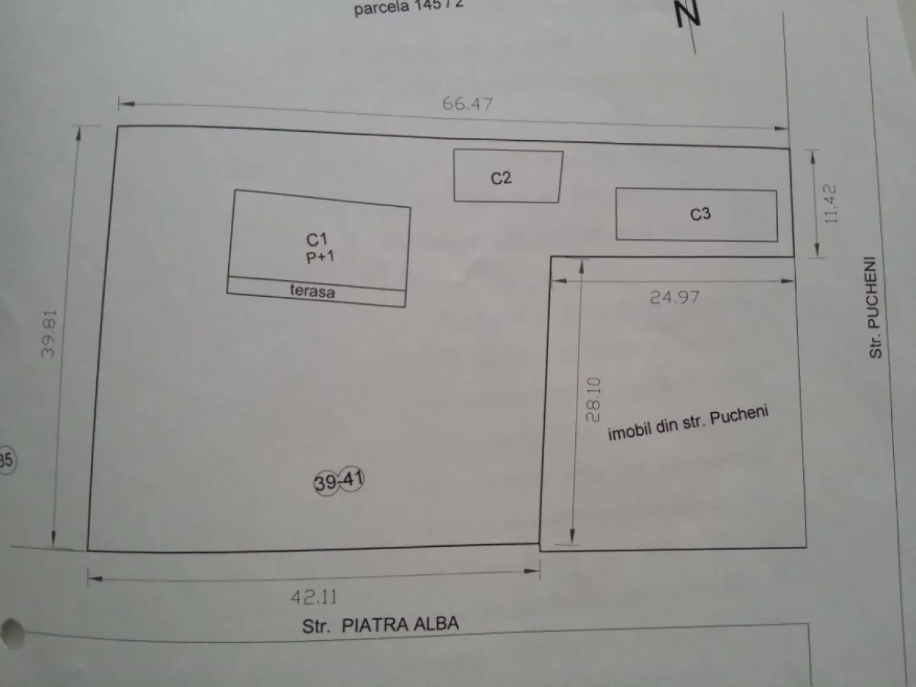 Rahova str. Pucheni casa si teren 1950 mp - proprietar - Proprietar vand casa si teren
Localizare pe strada Piatra Alba nr 39-41 colt cu strada Pucheni

Casa are o suprafata utila de 240mp cu amprenta la sol de 165mp formata din parter si etaj
Parter:
- veranda
- 4 camere
- 1 bucatarie
- 1 baie
Etaj:
- living
- 3 camere
- 1 bucatarie
- 1 baie
Mansarda/ pod inalt cu posibilitate de transformare in spatiu locuibil
Pivnita 8mp utili la subsol bine izolata fara infiltratii
Pe curte se mai afla 2 constructii : 1 garaj 55 mp si 1 terasa acoperita 90 mp (posibilitate spatiu comercial)

Teren suprafata totala 1950 mp
Pe teren sunt pomi fructiferi si vita de vie

Deschidere 42 mp la strada Piatra Alba si deschidere 11 m la strada Pucheni

Utilitati: curent electric, gaze, apa curenta si canalizare
Garajul are separat curent electric trifazat
In curte este si o fantana cu hidrofor
Incalzirea se face cu centrala termica pe gaz

Statie de autobuz fix pe strada Pucheni
Piata, magazine, scoli, etc. in imediata apropriere
Vis-a-vis de targul de legume Pucheni