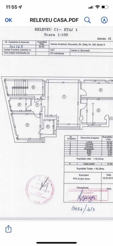 Vand imobil P+2 zona salaj rahova cu doua spatii comerciale - Proprietar ,vand cladire mixta P+2 +terasa circulabila ,an constructie 2008 ,structura stalpi de beton +caramida .
La parter sunt doua spatii comerciale cu intrari separate ,
Etajul 1 este un apartament de 3 camere ,doua bai si bucatarie 
Etajul 2 este un apartament modificat cu 2 camere 2 bai si o bucatarie marita cu insula 
Terasa este refacuta si este circulabila ,fiind si un loc de relaxare ,
Curtea interioara poate gazdui doua auto ,
Imobilul se afla stradal,langa Lidl Salaj si se preteaza pentru sediu firma +locuinta asa este in acest moment sau sediu de firma cu depozitare .
Fiecare nivel are centrala gaz proprie ,restul utilitatilor sunt la comun ,
La cerere se poate dezmembra cladirea ,
Find constructie pe grinzi de betun +caramida ,se poat face modificari ,compartimentari fara a afecta structura cladirii,
An constructie 2008 ,al doilea proprietar de 10 ani ,avem toata documentatia de executie a cladirii.