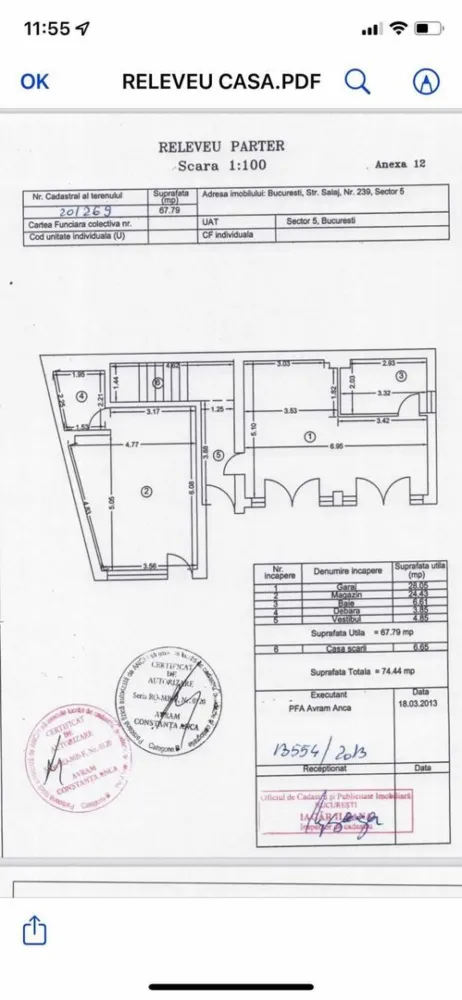 Vand imobil P+2 zona salaj rahova cu doua spatii comerciale - Proprietar ,vand cladire mixta P+2 +terasa circulabila ,an constructie 2008 ,structura stalpi de beton +caramida .
La parter sunt doua spatii comerciale cu intrari separate ,
Etajul 1 este un apartament de 3 camere ,doua bai si bucatarie 
Etajul 2 este un apartament modificat cu 2 camere 2 bai si o bucatarie marita cu insula 
Terasa este refacuta si este circulabila ,fiind si un loc de relaxare ,
Curtea interioara poate gazdui doua auto ,
Imobilul se afla stradal,langa Lidl Salaj si se preteaza pentru sediu firma +locuinta asa este in acest moment sau sediu de firma cu depozitare .
Fiecare nivel are centrala gaz proprie ,restul utilitatilor sunt la comun ,
La cerere se poate dezmembra cladirea ,
Find constructie pe grinzi de betun +caramida ,se poat face modificari ,compartimentari fara a afecta structura cladirii,
An constructie 2008 ,al doilea proprietar de 10 ani ,avem toata documentatia de executie a cladirii.