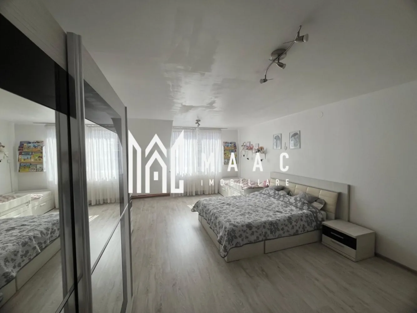 Apartament 2 camere | Decomandat | 97.5 mp | Terezian