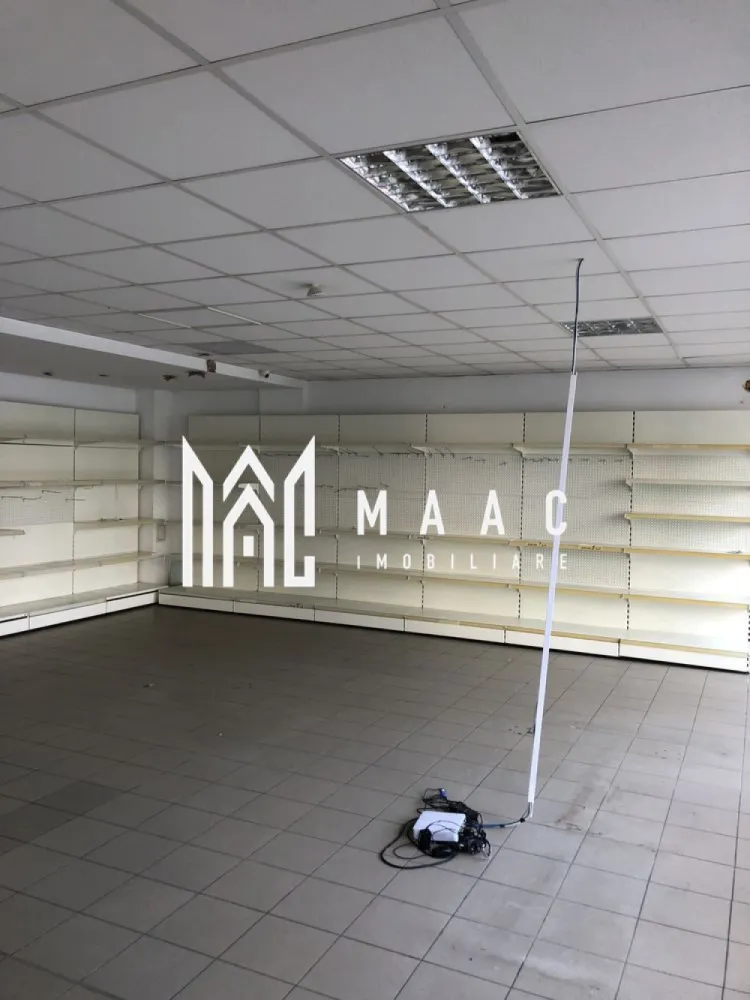 Spatiu comercial | VAD | Vitrina | Expunere | M. Viteazu - MAAC Imobiliare ca ofera spre inchiriere spațiu comercial in zona Mihai Viteazu - zona cu vad pietonal ,lângă se afla un minimarket -parcare mare -spațiul beneficiază de baie și birou -suprafața 126 mp -Închiriere pe termen lung ( minim 1 an) Pentru mai multe detalii specificatii telefonic ca ati vazut anuntul cu ID: CP2534756 }}