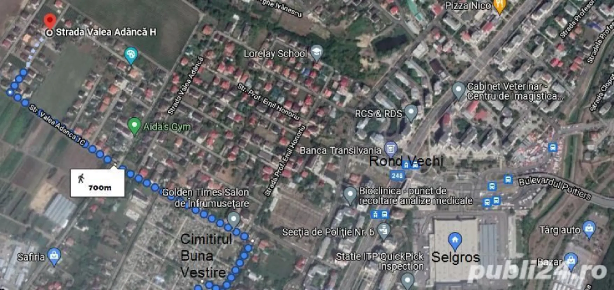 Teren intravilan Tudor Neculai (CUG Rond vechi ) - Terenul intravilan 930m2, este situat in CUG langa Rond Vechi (la 750 m liniari de Aleea Tudor Neculai, langa zona Pepinierei.

Terenul este situat într-o zonă liniștită cu case si vile(fara blocuri in proximitate).
Utilitati : apa, gaz, curent.
Preț usor negociabil.
Exista și posibilitatea de parcelare.