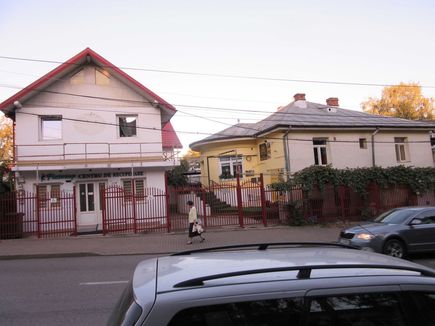 Casa situata in centru, in fata Lic. Economic nr. 1