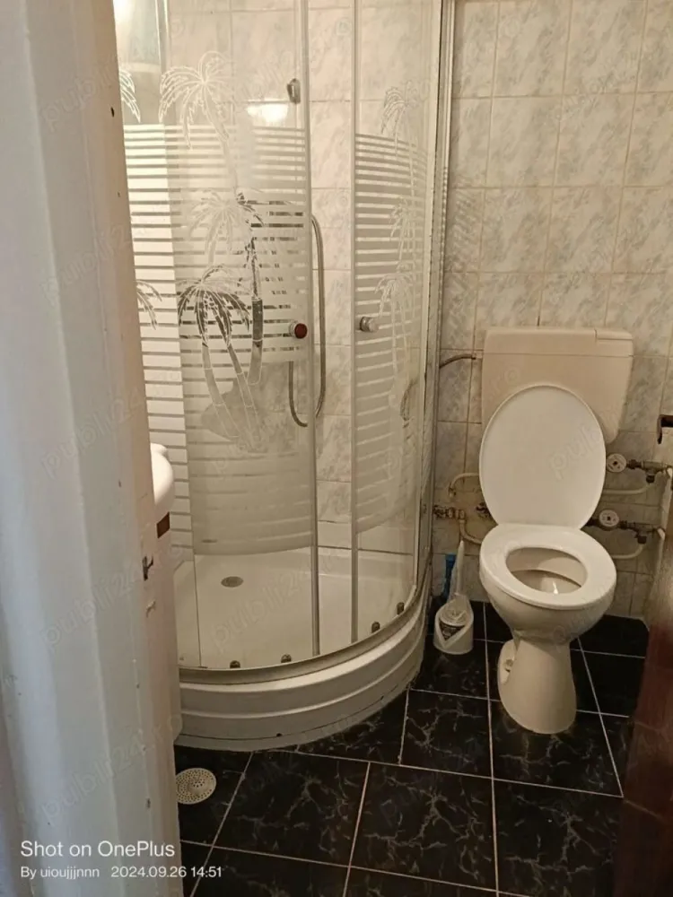 Vand garsoniera_Zona Doamna Ghica, Sector 2, Bucuresti - Vand garsoniera confort 2, etaj 6 10, in zona Doamna Ghica.
Blocul este mixt si a fost reabilitat termic. Blocul detine 2 lifturi.