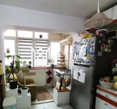 Apartament 3 camere I Decomandat I Zona Vasile Aaron