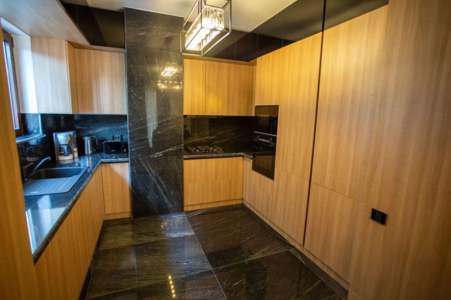 DE VANZARE AP 4 CAMERE LUX, NOU - Apartament Lux, NOU, DE VANZARE