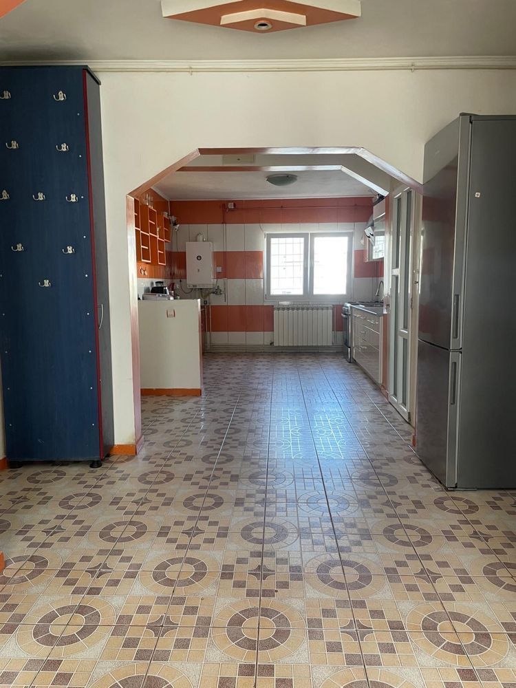 Apartament 4 camere zona mall vitan- nerva traian