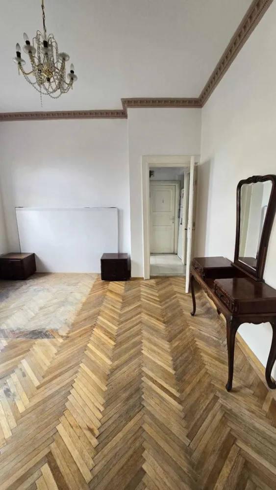 Apartament 4 camere Ferdinand Pache Protopopescu - Pache,Școală Iancului,apartament 4 camere,120 mp utili,2/2+pod,camere înalte,centrala proprie,singur pe nivel.