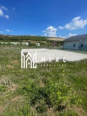 Teren intravilan cu fundatie I 700mp I Șura Mare