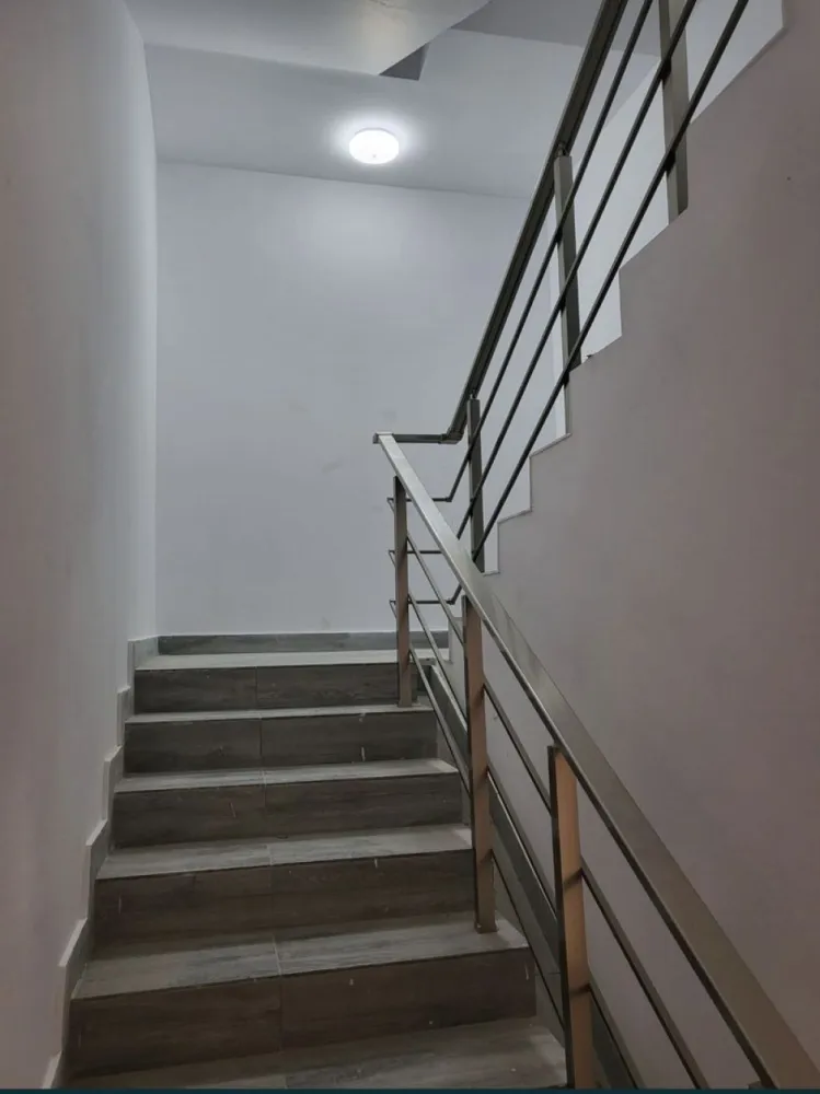 Ap 2 cam 73 mp - ULTIMILE APARTAMENTE 
Proiect Finalizat -TE POTI MUTA IMEDIAT
Direct dezvoltator - 07******01 
Centrala termica ,caloriferele,prize si intrerupatoare gewiss montate si incluse in pret ,contor gaz si enel montate cu contracte active

Fortuna Residence II este un concept de locuințe moderne cu accent atât pe funcționalitatea spațiului cât și pe calitatea materialelor. Proiectul Fortuna Residence II a luat naștere din dorința de a crea locuințe moderne, spațioase, un loc unde să te simți cu adevarat acasă.

Proiectul este situat pe Strada Eugen Lovinescu – zona Elvila și oferă viitorilor rezidenți multiple facilități: zonă liniștită cu trafic redus, loc de joacă pentru copii, acces facil către: supermarketuri Carrefour, Selgros, Mega Image, Profi; Universitatea Ovidius, grădiniță, școală, etc. Fortuna Residence îți oferă casa mult visată!

Apartamentele se vând la alb și beneficiază de următoarele dotări:

tâmplărie PVC Kommerling, geam tripan Low-E cu exterior oglindă
izolație exterioară 10 cm EPS 80 + tencuială decorativă siliconică
ușă metalică la intrarea în locuință – Pinum
pereți finisați cu glet și zugrăviți cu vopsea lavabilă
pardoseli la nivel de șapă
instalația electrică cu doze Gewiss
instalația termică realizată din PEX cu distribuitoare
instalația sanitară din PPR
casa scării echipată complet: granit, balustradă din inox, sistem de iluminat
interfon
loc de joacă pentru copii
curte cu pavele înierbate

*Toate informațiile, schițele și pozele au exclusiv scop de prezentare! Suprafețele apartamentelor pot suferi modificări +/- 5% după măsurătorile cadastrale.

apartament 2 camere confort 0,gata la sfarsitul anului 2022.Se vinde la alb cu pereti cu lavabil,termopan tripan ,loc de parcare,interfon video ,gaze in apartament,platforma de gunoi subterana pe proprietate,loc de joaca etc