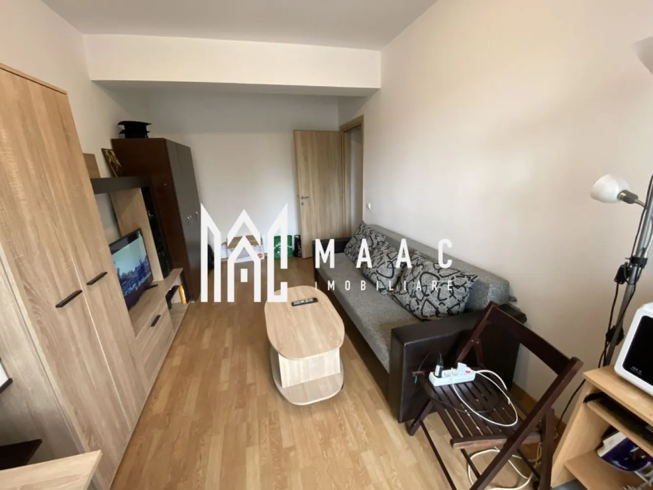 Apartament 2 camere | Decomandat | Etaj 2 | Balcon | Mihai Viteazul