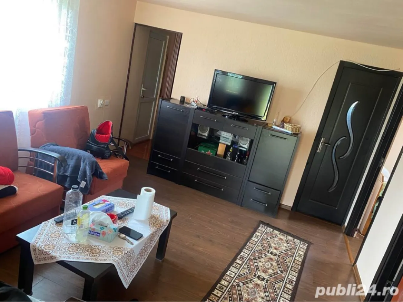 oportunitate cabana la baile termale mihaieni com acas - cabana se afla la 100m de baile termale 
living 2 dormitoare ,baie bucatarie terasa 
peste68mp utili ,500mp teren
fundatie beton,pereti caramida,acoperis tabla, etc