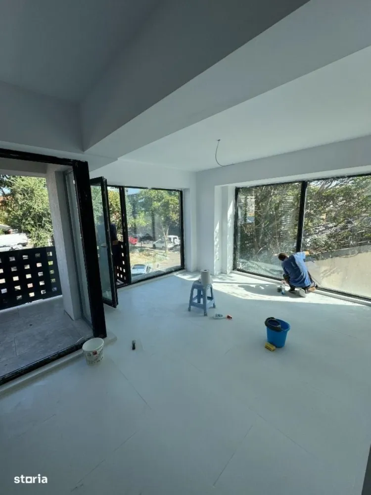 OCAZIE Spatiu comercial / Birouri Piata Floreasca - Se ofera spre inchiriere spatiu comercial birouri - Dorobanti / Pta Floreasca
Dotari:
Centrala termica de apartament
Incalzire in pardoseala
Finisaje premium
Lift
Etaj 1, vedere frontala spre Pta Floreasca
Pret:2500e/luna