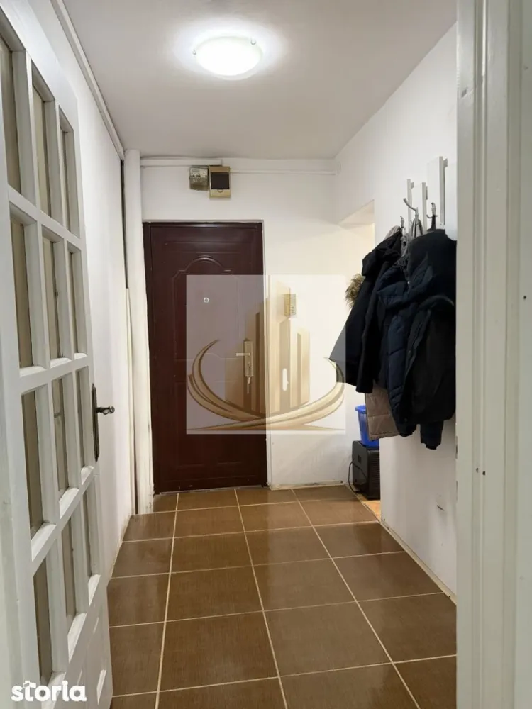 Apartament 3 camere | Zona Dacia | Etaj 2/4 | Confort & Locație Premiu