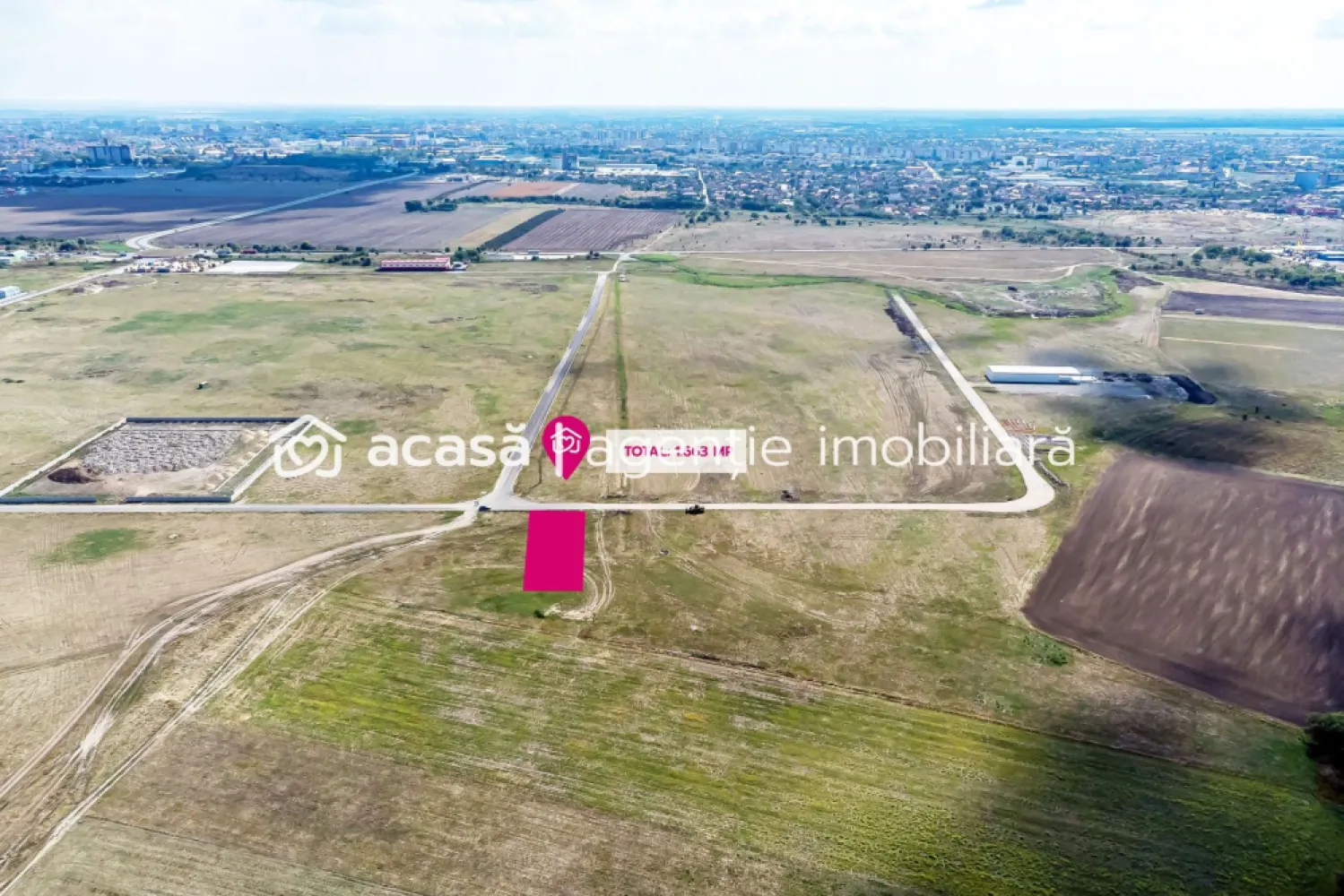 Oportunitate – Teren industrial 1.663 mp lângă Centura Vest Arad - Vă propunem spre vânzare un teren industrial cu potențial deosebit, cu acces direct din Centura de Vest a Aradului.

📌 Detalii teren:
Suprafață: 1.663 mp (dar putem să vă punem la dispoziție și suprafețe mai mari)
Regim: intravilan, cu acces facil la drumurile principale
Front stradal: 34 m
Acces imediat la Centura Aradului și la infrastructura rutieră strategică

✅ Avantaje majore:
Zonă industrială și logistică aflată în plină expansiune
Potrivit pentru construcția de hale de producție, spații de depozitare, centre de distribuție sau fabrici
Poziționare excelentă pentru vizibilitate și accesibilitate
Arad este deja un hub industrial recunoscut, iar cererea pentru astfel de terenuri este în continuă creștere

💡 De ce merită această investiție?
Acest teren reprezintă o alegere strategică pentru companii care caută să se extindă rapid într-o zonă cu infrastructură solidă și acces la principalele artere rutiere. De asemenea, este ideal pentru investitori care urmăresc siguranța plasamentului și un randament ridicat pe termen lung, datorită creșterii constante a valorii zonei.

Nu dispui de toată suma? Te ajutăm noi gratuit! Îți obținem oferte de la 16 bănci.

Ai o proprietate de vânzare în Arad și vrei să știi cât valorează cu adevărat?
Sună-mă pentru o evaluare gratuită, fără obligații.

📲 Contact pentru vizionare și detalii:
Lucian Marc – Consultant Imobiliar Acasă Arad
Tel: 0746 093 329

Birou: ACASA | Agenție Imobiliară Arad
📍 Bulevardul Decebal 2, Arad 310133