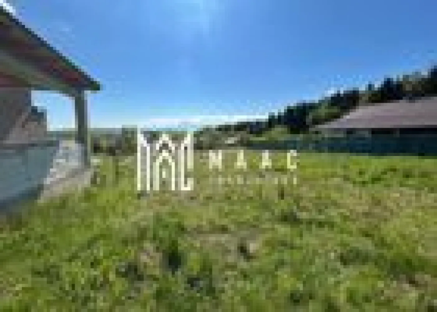 Teren | Intravilan | 600 MP | Tocile - MAAC Imobiliare vă propune spre vânzare un teren intravilan în suprafață de 600 mp, situat în Tocile, Sadu – o zonă apreciată pentru liniște, natură și peisaje deosebite. Ideal atât pentru construirea unei case de familie, cât și pentru o casă de vacanță, departe de agitația orașului.

Proprietatea oferă un cadru natural plăcut și o poziționare avantajoasă, fiind amplasată între case deja construite, într-o comunitate în dezvoltare.

Caracteristici teren:
suprafață: 600 mp
destinație: locuință individuală / casă de vacanță
deschidere bună și poziționare facilă
acces rapid din drumul județean Cisnădie–Sadu

Utilități și facilități:
apă: la limita terenului
curent electric și canalizare: la aproximativ 130 m
deține ATR (aviz tehnic de racordare) pentru curent trifazic
proiect tehnic complet pentru locuință unifamilială (cu toate avizele incluse)

Avantaje:
vedere panoramică deosebită
la doar 50 m de liziera pădurii
zonă liniștită, ideală pentru relaxare
potrivit pentru locuire permanentă sau casă de vacanță
vecinătăți deja dezvoltate

Localizare:
zonă Tocile – Sadu
acces facil către Cisnădie și Sibiu
cadru natural, perfect pentru iubitorii de aer curat și liniște

Pentru mai multe informații sau pentru programarea unei vizionări, vă rugăm să ne contactați specificand: ID: CP3066404