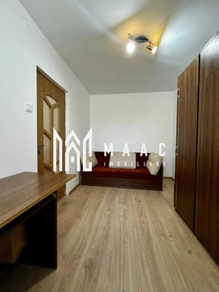 Apartament 2 Camere I Parter I Zona Cedonia - Se oferă spre închiriere apartament cu 2 camere, situat la parterul unui imobil din zona Cedonia, una dintre cele mai apreciate zone rezidențiale, datorită accesului facil către principalele puncte de interes ale orașului.

Locuința este complet pregătită pentru mutare imediată, fiind ideală pentru chiriași care caută confort, accesibilitate și stabilitate pe termen lung.

Caracteristici:
2 camere
Parter
Complet mobilat și utilat
Baie cu geam pentru aerisire naturală
Compartimentare practică
Apartament bine întreținut
Avantaje:
Disponibil imediat
Se închiriază pe termen lung
Zonă bine conectată, aproape de magazine, transport public și facilități urbane
Ideal pentru cupluri, persoane singure sau familie
Condiții:
Se percepe o lună garanție
În cazul animalelor de companie, condițiile se discută individual

Un apartament confortabil și funcțional, amplasat într-o zonă excelentă, pregătit pentru închiriere imediată.

Pentru informati si vizionari: CP3064183