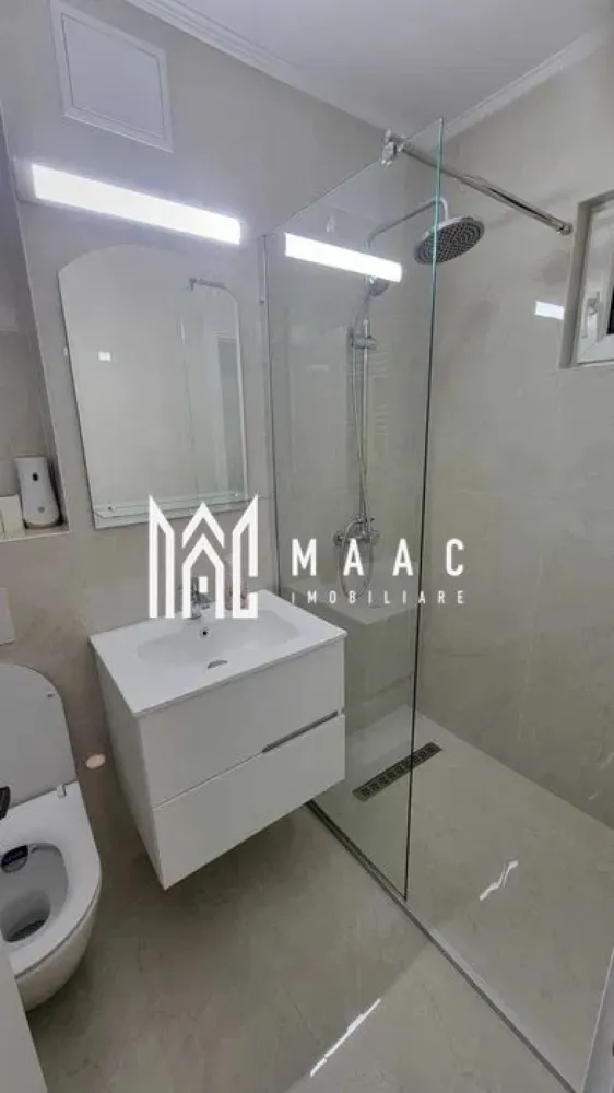 Apartameent 2 camere | Etaj 1 | Balcon Inchis | Mihai Viteazu - MAAC Imobiliare vă propune spre închiriere un apartament cu 2 camere, situat în zona Mihai Viteazu , la etajul 1 din 9, într-un bloc îngrijit.

Locuința are o suprafață de 60 mp și a fost recent modernizată.

Compartimentare:
Living spațios
Dormitor
Bucătărie separată
Baie modernă
Dotări și beneficii:
Complet mobilat modern
Bucătărie complet utilată cu electrocasnice noi:
frigider mare
mașină de spălat vase
cuptor electric
plită
hotă
Centrală termică proprie
Mașină de spălat rufe
Baie modernă cu duș walk-in
Bloc îngrijit
Etaj 1 – acces facil

Pentru mai multe detalii sau programarea unei vizionări, nu ezitați să ne contactați specificand ID: CP3061392