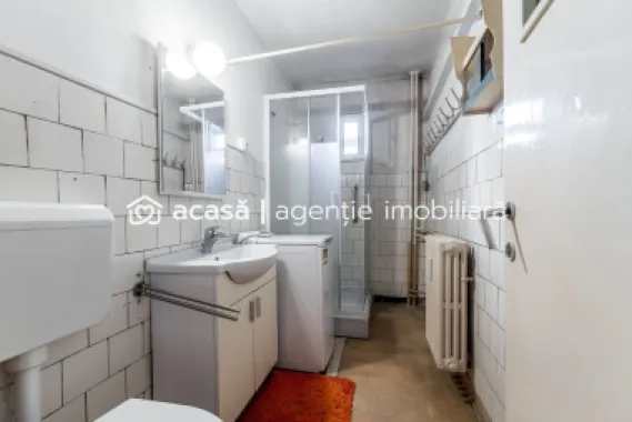 Apartament 2 camere Ultracentral – Bvd Revoluției, Etaj 1 - COMISION 0