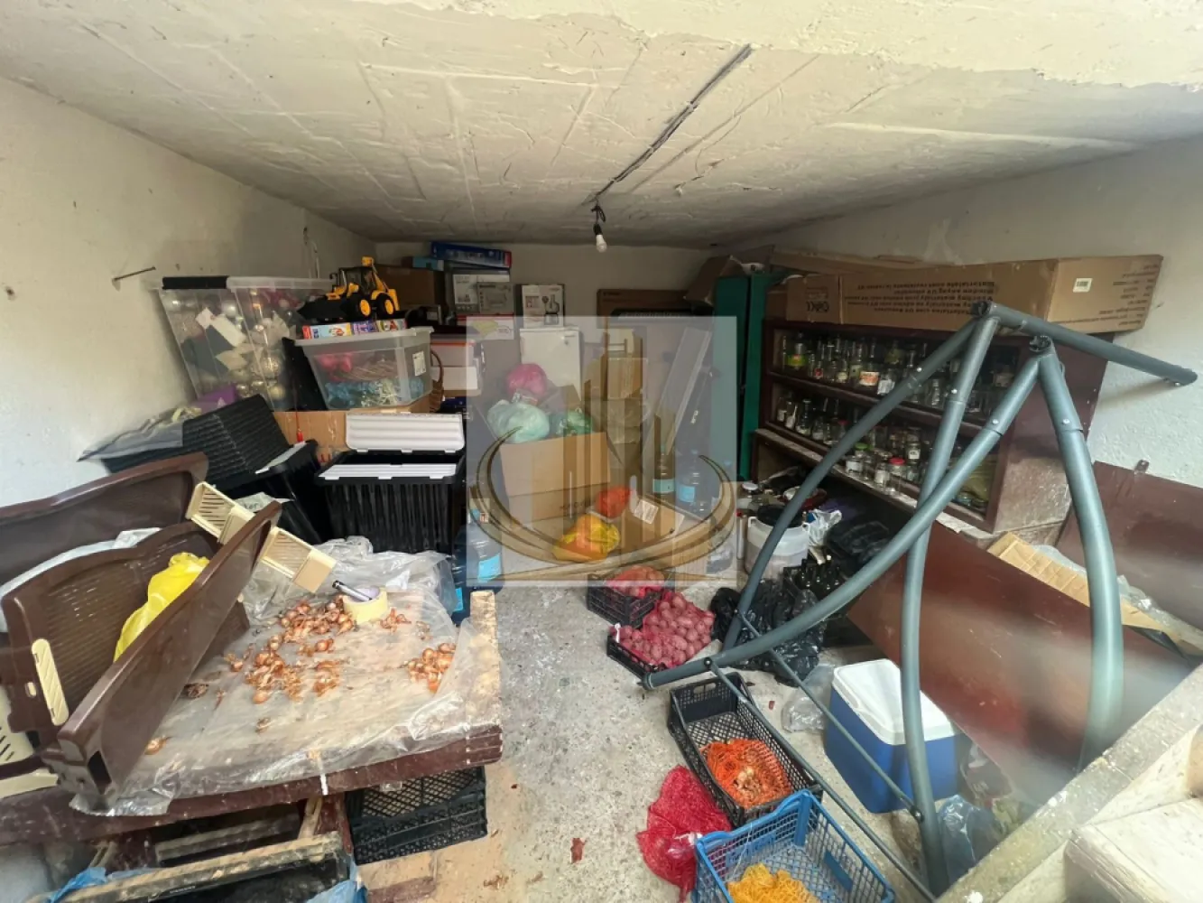 Casă spațioasă cu 2 apartamente, acces din 2 străzi – zona Lipovei
