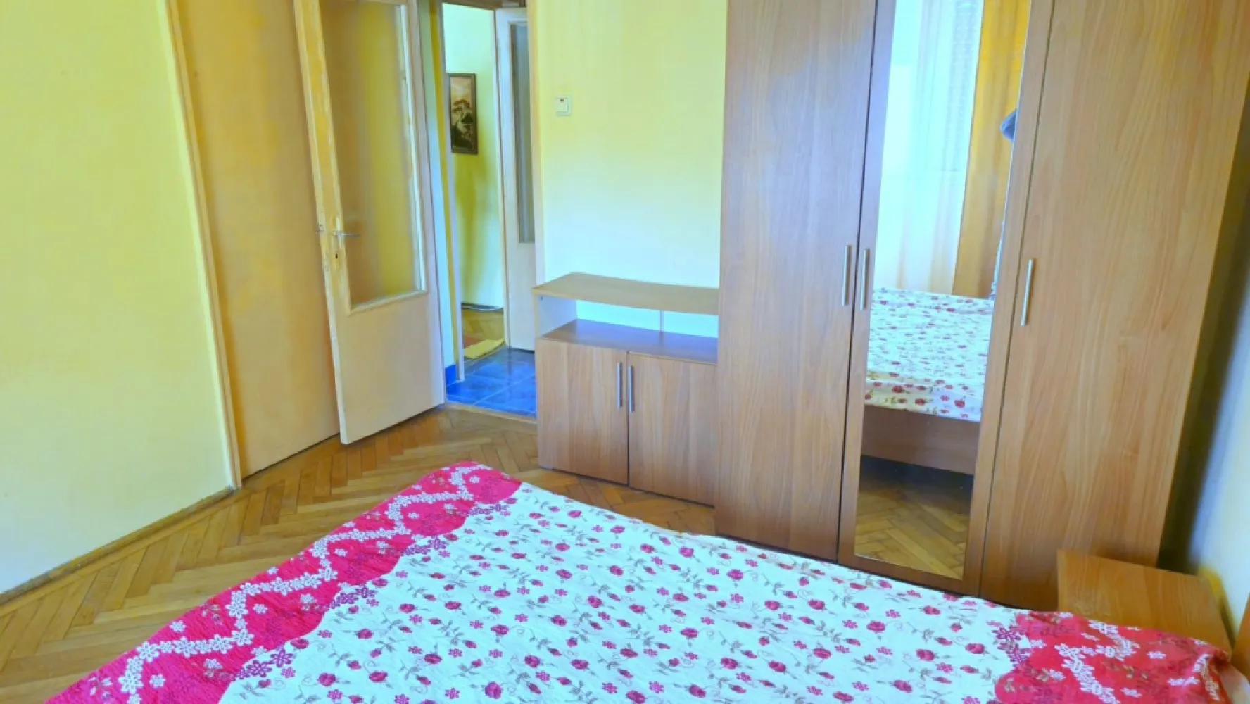 De vanzare apartament cu 3 camere Tiglina 1, 67.000 euro