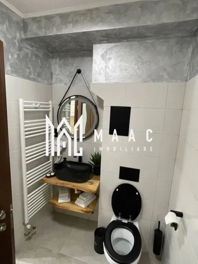 Apartament la casa | P+M | 110MP | Pivnita | Calea Dumbravii - MAAC Imobiliare va prezinta un apartament la casa Parter+Mansardă in zona Calea Dumbravii.

Caracteristici principale:
Situat într-o zonă pitorească, în zona Calea Dumbrăvii.
Suprafața utilă de 110 mp, ideală pentru confort.
4 camere, 3 dormitoare, oferind opțiuni multiple pentru organizarea locuinței.
2 băi, asigurând confort și comoditate pentru întreaga familie.

Configurația apartamentului:
Parterul include livingul open space cu bucătăria integrată.
Baie la parter pentru confortul și accesibilitatea locuitorilor.
La etaj se găsesc 2 camere suplimentare și o baie.

Amenajări și dotări suplimentare:
Terasă de 20 mp, perfectă pentru momente de relaxare în aer liber.
Pivniță uscată de 50 mp, ideală pentru depozitare și organizare suplimentară.
Loc de parcare în fața imobilului, asigurând comoditate și accesibilitate.
Centrală termică proprie și calorifere pentru încălzire eficientă în sezonul rece.

Funcționare în regim hotelier:
În prezent, apartamentul operează în regim hotelier, oferind oportunitatea de investiție pentru venituri suplimentare.

Pentru mai multe detalii precizati telefonic ca ati vazut anuntul cu ID:CP2021218.