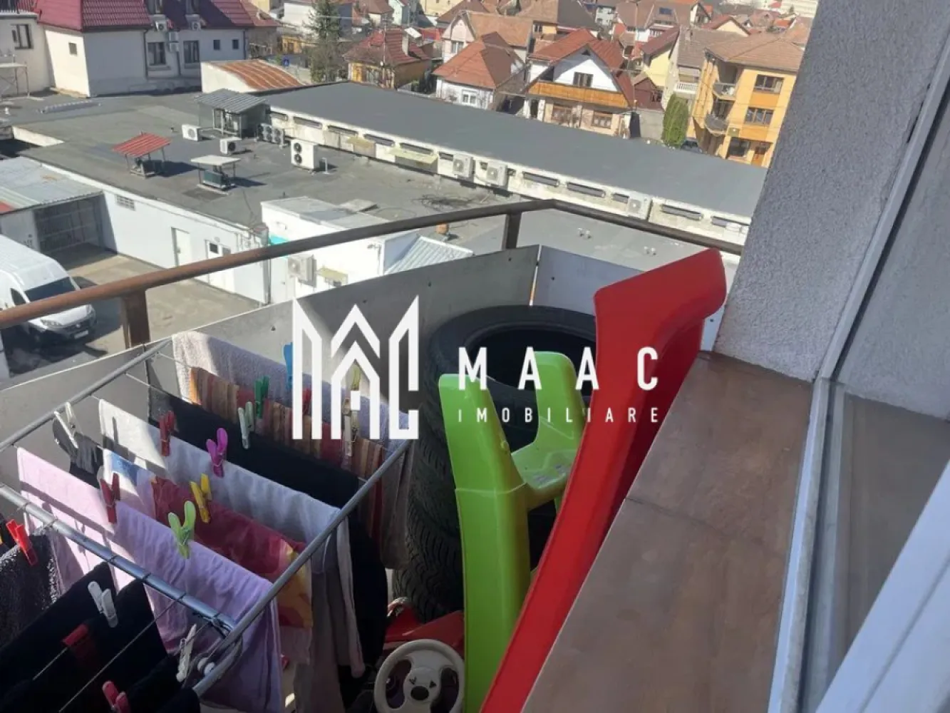 Apartament 3camere I Decomandat I Etaj Intermediar I Cedonia