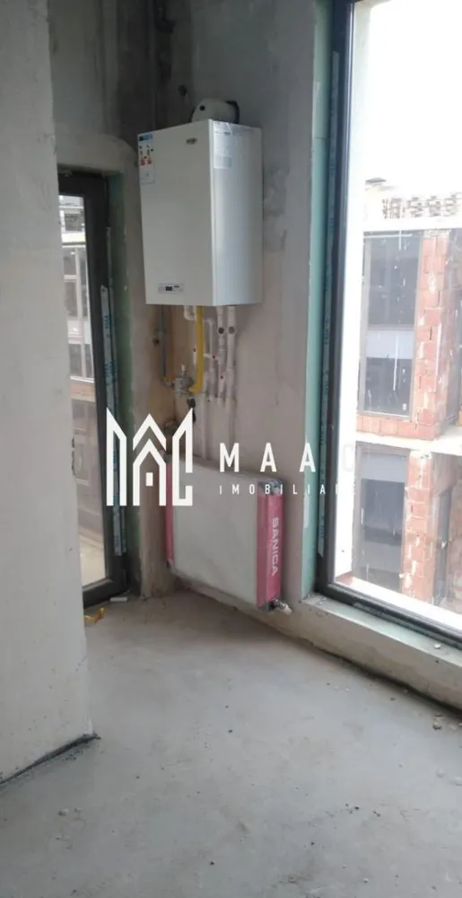 Apartament 2 camere I Decomandat I Nefinisat I Doamna Stanca - Va propunem spre vanzare un apartament de 2 camere decomandat situat la etajul 2/3 al unui imobil din zona Doamna Stanca.

Locuinta cuprinde: hol intrare, living, dormitor, bucatarie, baie, balcon.

Apartamentul se vinde la stadiul de alb.

Disponibil imediat.

Pentru mai multe detalii, precizati telefonic ca ati vazut anuntul cu ID: CP2057648